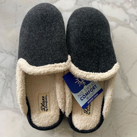 Dearfoams Slippers Memory‎ Foam Size 9/10 Gray Sherpa lined - Picture 1 of 5